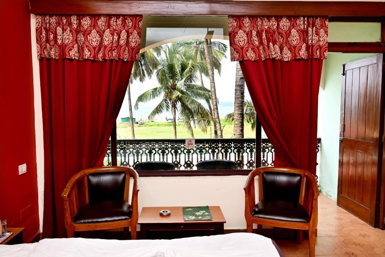 Swimsea Beach Resort, A Beach Property Panaji Exterior foto
