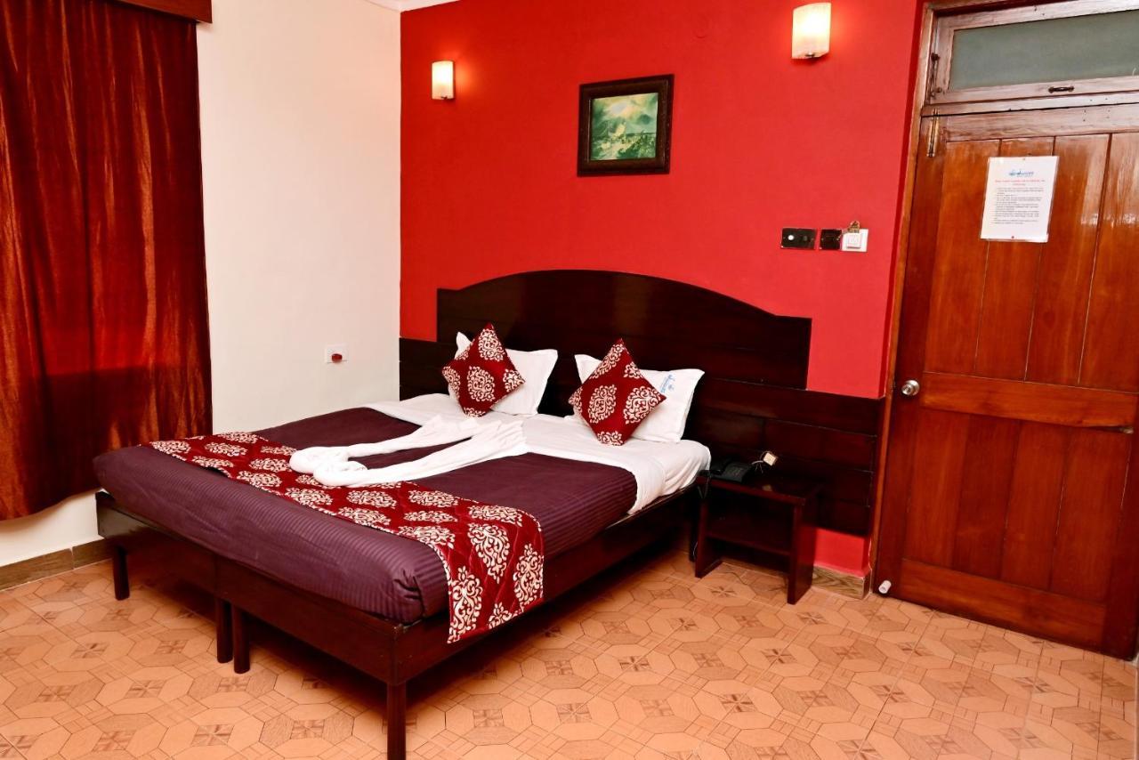Swimsea Beach Resort, A Beach Property Panaji Exterior foto
